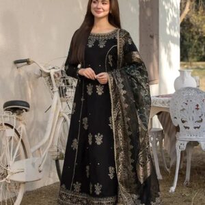 *Presenting Coco By ZaraShahjhan Brand Luxury Embroidered Hit Code Article*  *Winter Collection 2025* Fabric *Dhanak Suit with Soft Pashmina Wool Printed Shawl