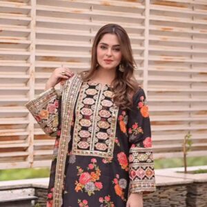 *Presenting Aneel's Most Viral Design of TikTok Now Available in Luxury Embroidered*  Fabric *Shemoz Silk Suit with Ready to Wear Embroidered Shawl