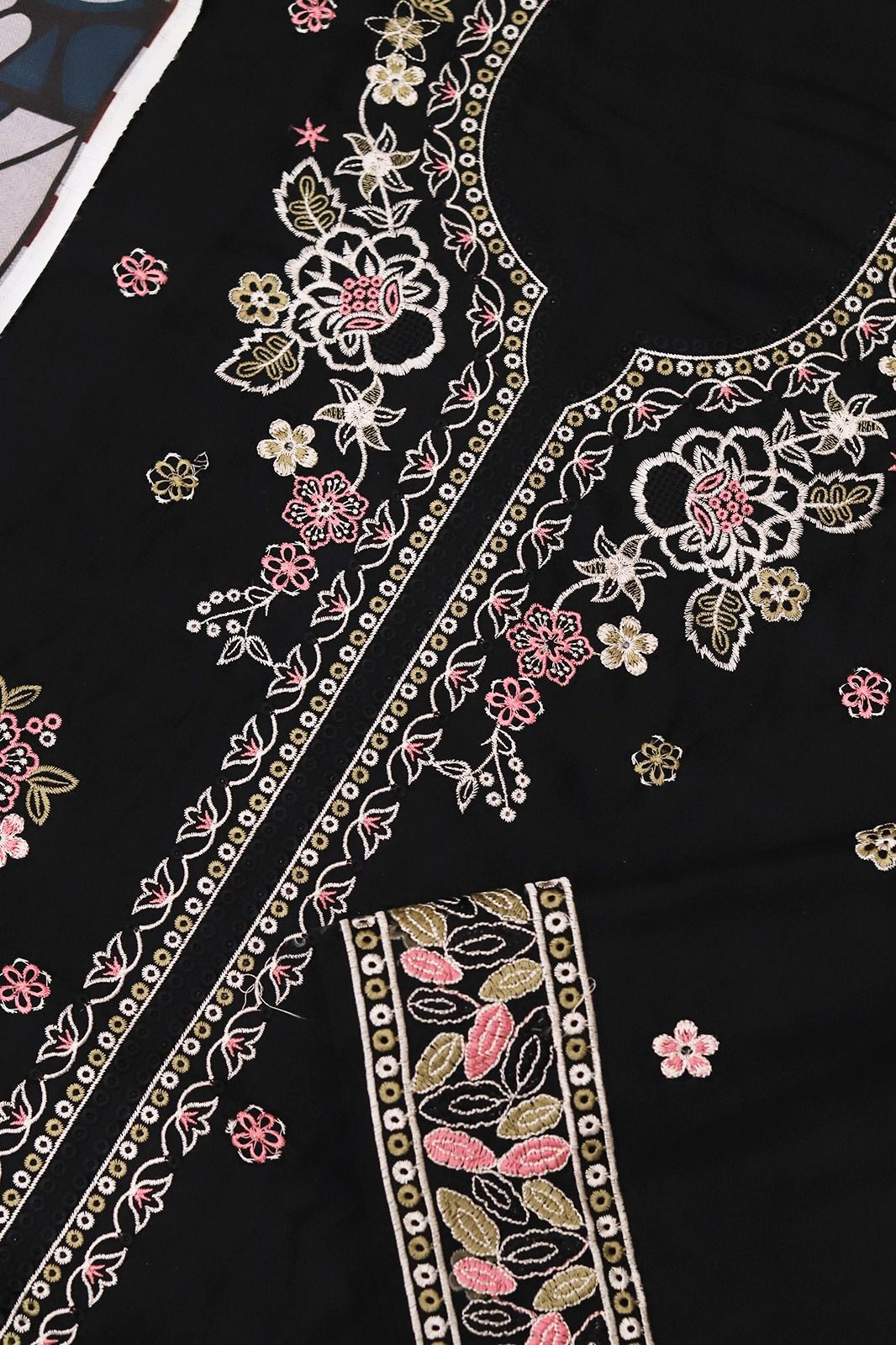 Maria.B. Brand Luxury Embroidered Article*  *Winter Collection 2025* Fabric *Premium 3-piece Dhanak Suit with Wool Shawl - Image 5