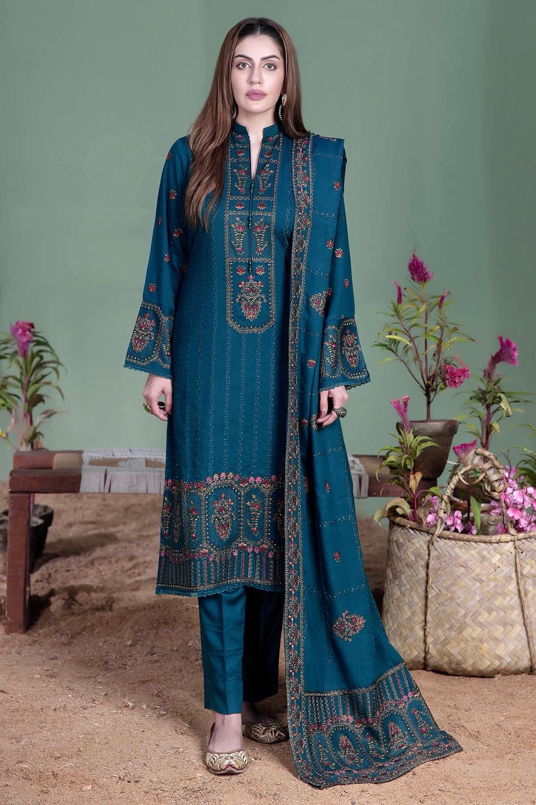 *_❄️WINTER COLLECTION ❄️_*NOOR-E-FAJAR* 3pc Casual Winter Collection - Image 2