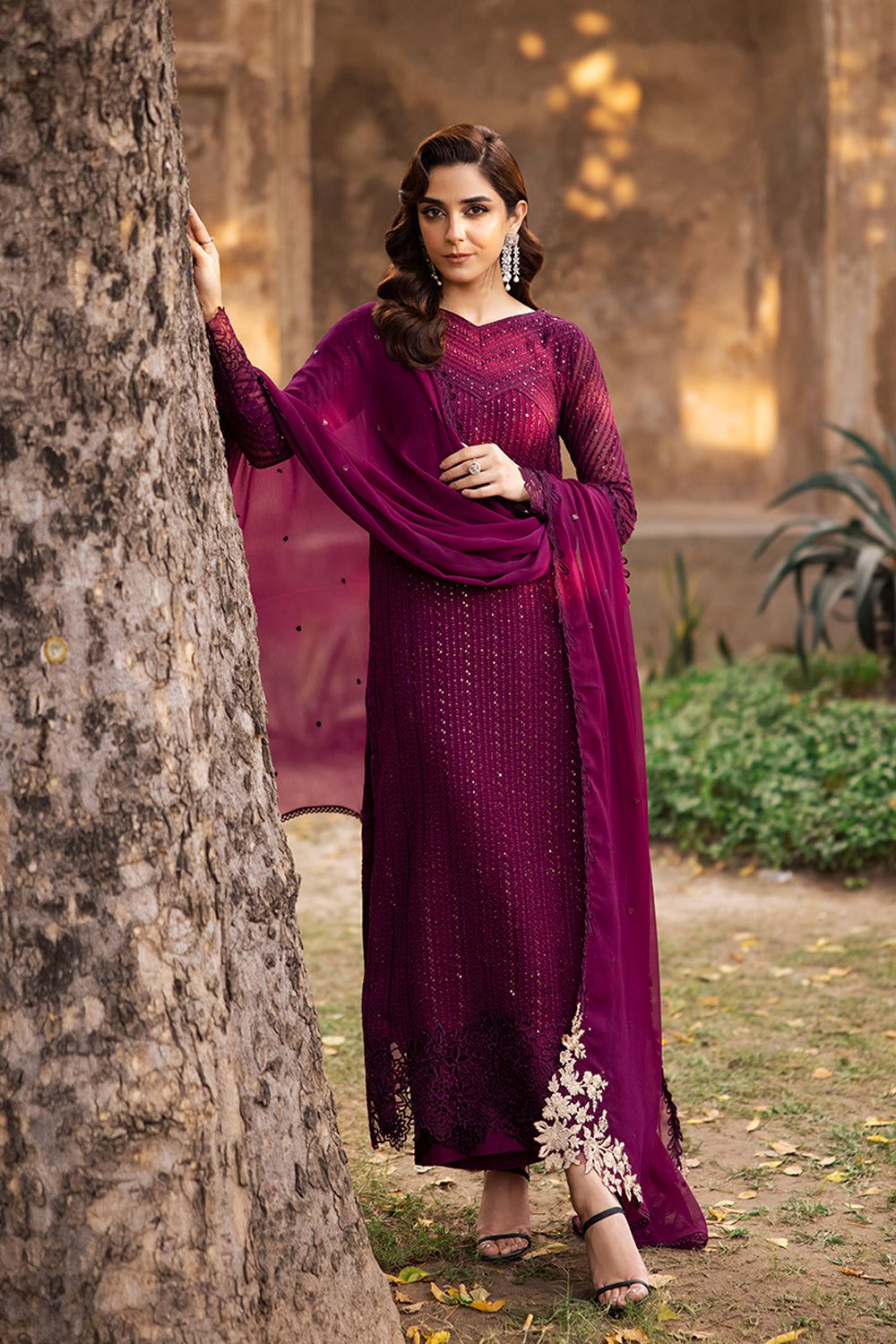 *PRESNETING WEDDING EDITION CHIFFON EMBROIDERED ARTICLE