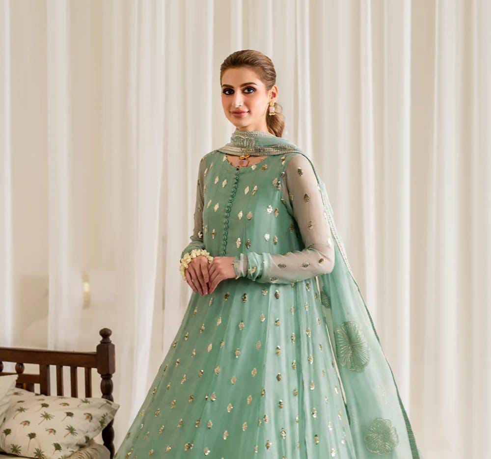 *IZNIK – Premium Chiffon Collection 2025*  Fabric Details: