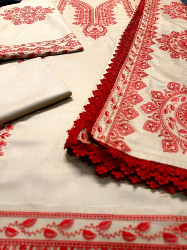 *_❄️WINTER COLLECTION ❄️_*           *ALHAMDULILAH* *ANEELA* 3pc - Image 5